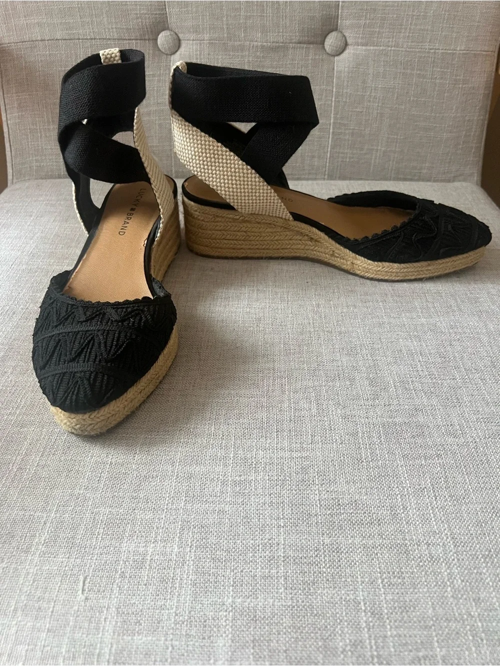 Lucky Brand women’s Black boho festival Espadrille Ankle-Wrap Wedge, size 9